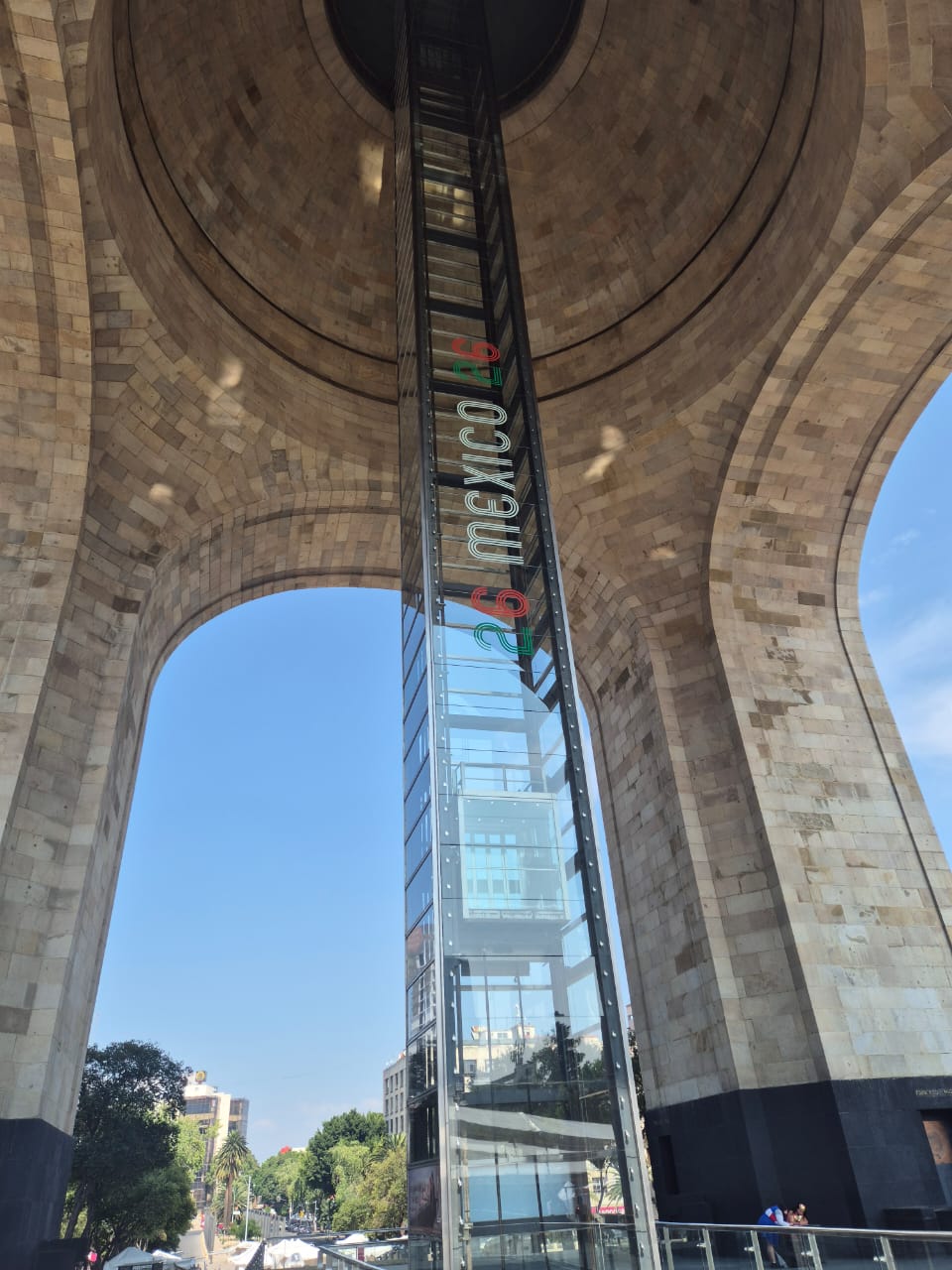 Elevador para subir ao topo